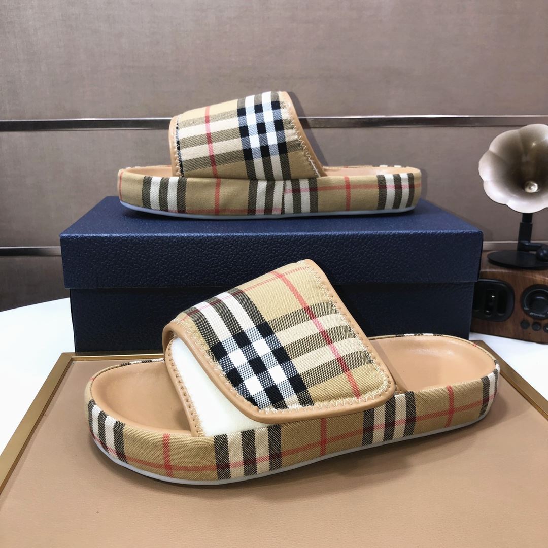 Burberry Slippers